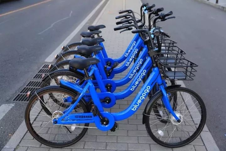 在2017年6月的一次营销活动中,小蓝单车北京分公司参与了一次游戏宣传